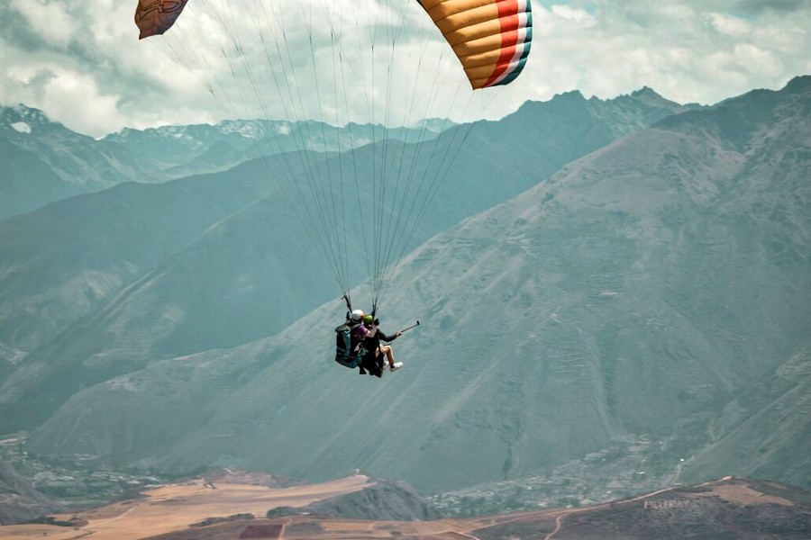 1-Day Sacred Valley Paragliding Tour