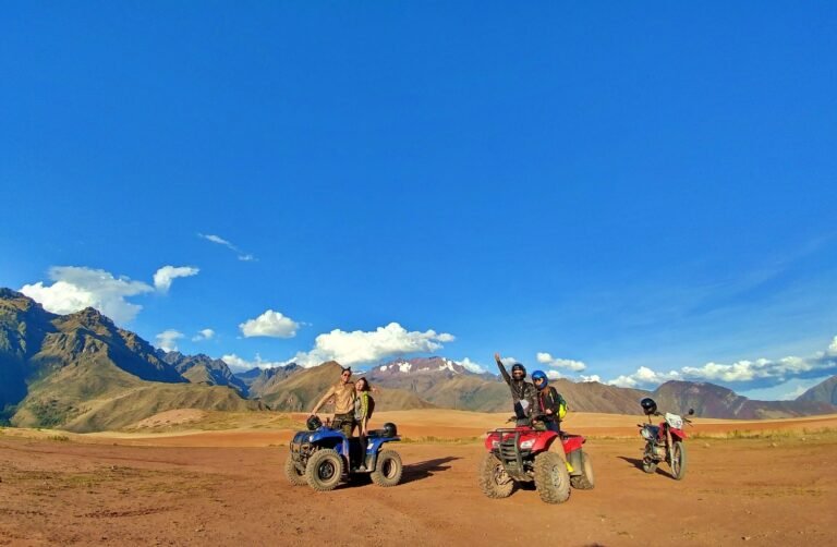 1-Day Sacred Valley Paragliding Tour