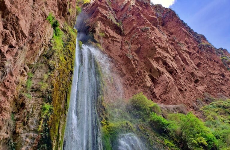 1-Day Perolniyoc Waterfall Trek