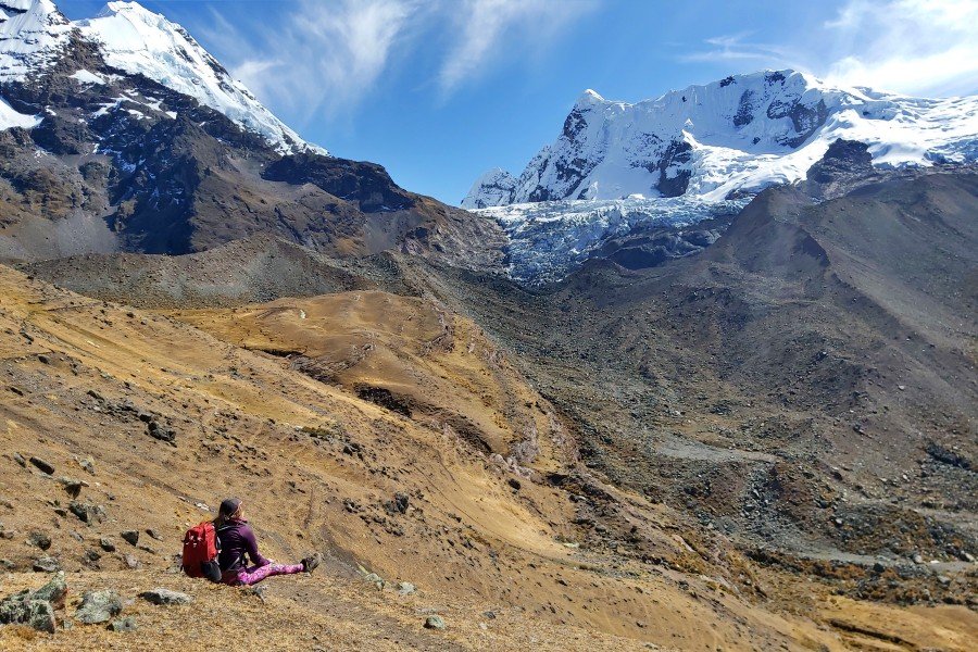 3-Day Chocolate Lake to Rainbow Mountain